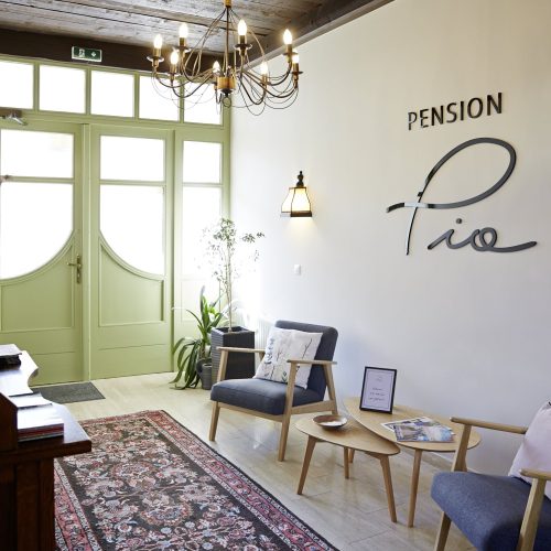 Auf diesem Bild ist der Eingangsbereich von Pension Pia zu sehen.